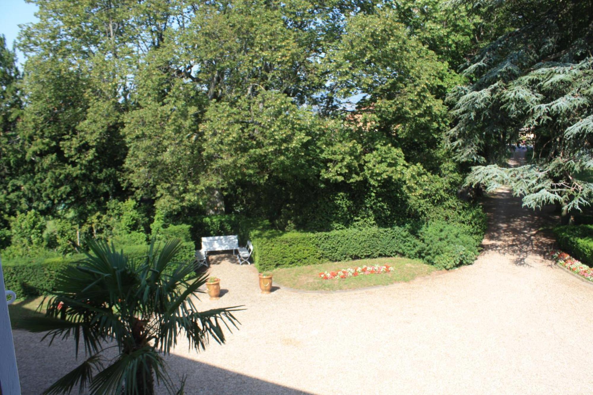 Domaine De Montclair Bed and Breakfast Pommiers  Buitenkant foto