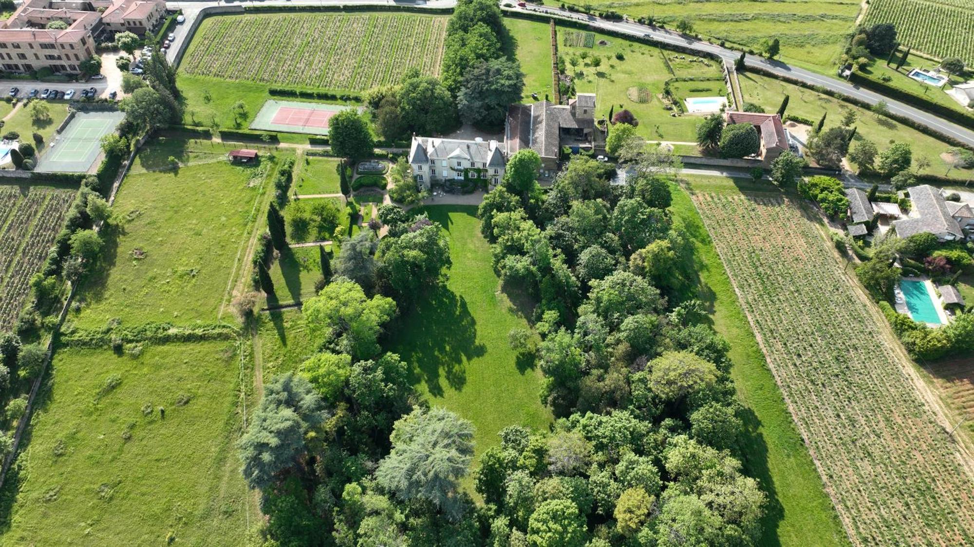 Domaine De Montclair Bed and Breakfast Pommiers  Buitenkant foto